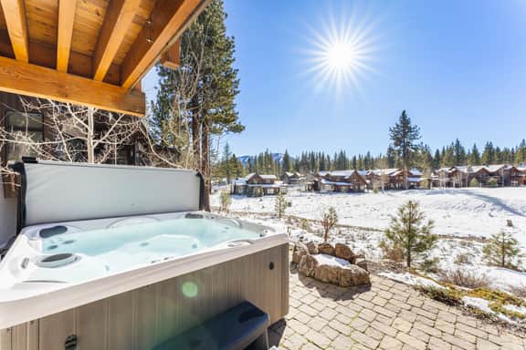 Lookout Retreat at Schaffers - Image 3